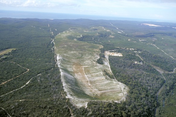 Bayside Mine Crater 1998, Airport - far left